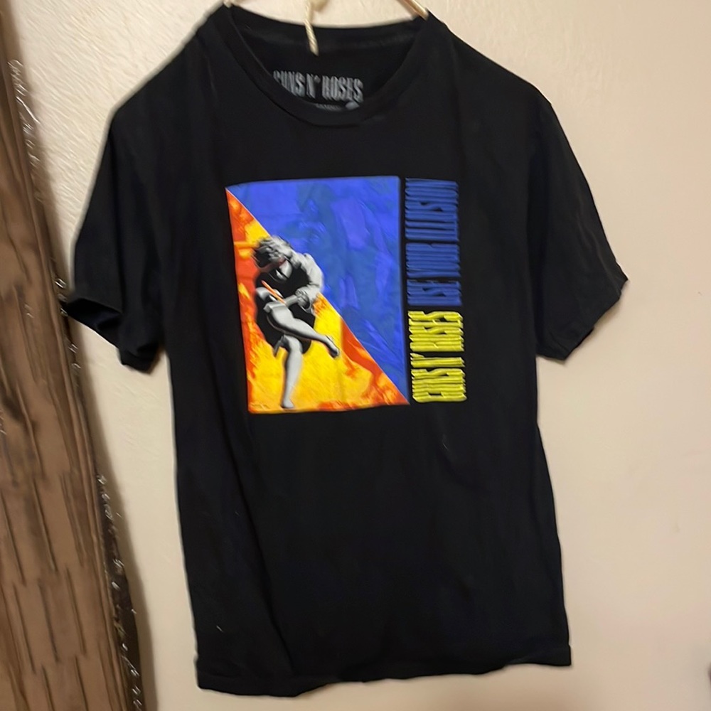 Guns N’ Roses tee, GUC, unisex or “boyfriend” fit